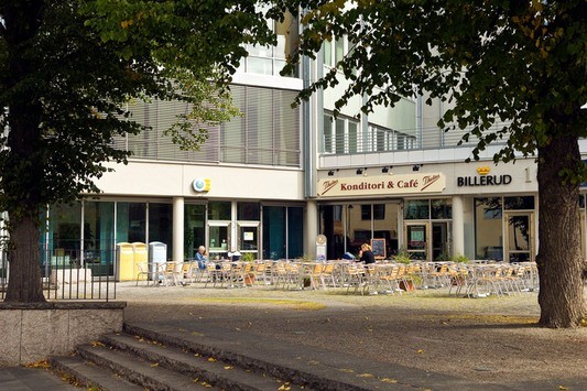 Frösunda torg